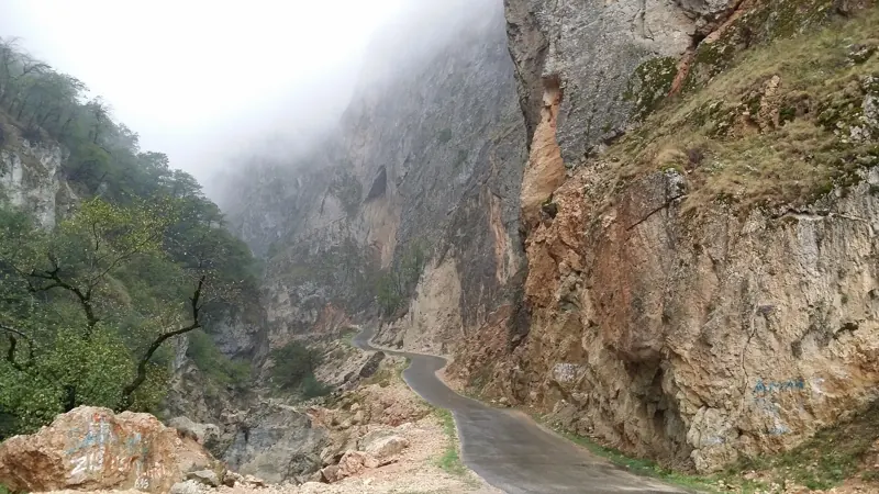 Road to Khinalig,Quba